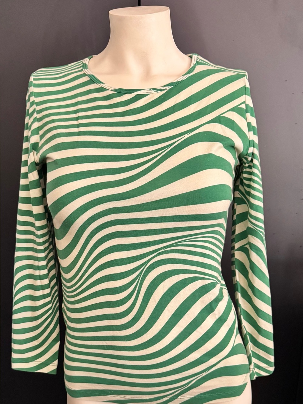RARE Wray Algae Swirl Top Size Small